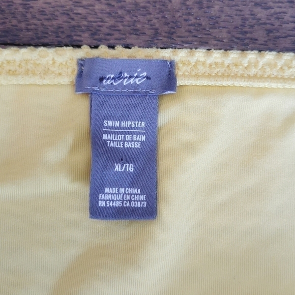AERIE Bikini Bottom Hipster Yellow Lace Large New - Picture 4 of 5